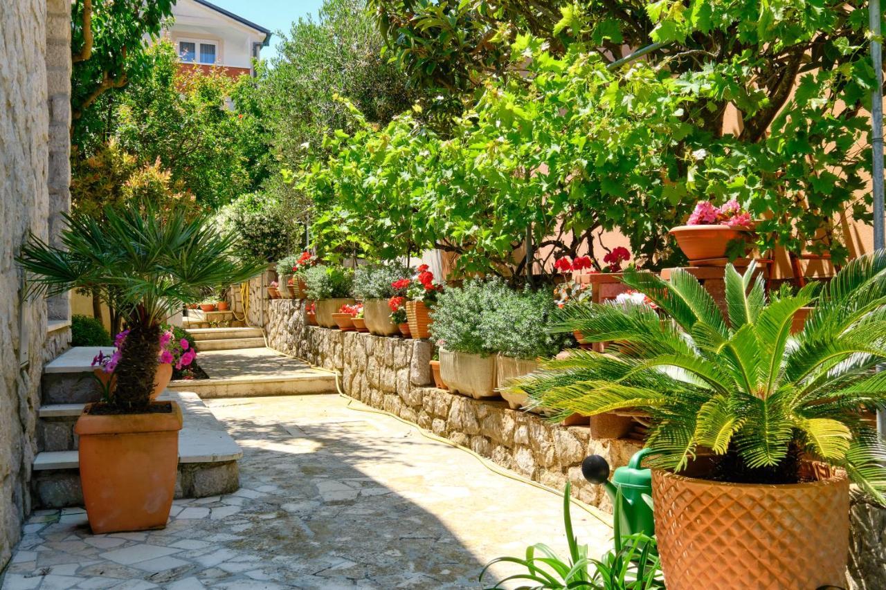 מאלי לוסיניי Apartman Mirjana 1 מראה חיצוני תמונה